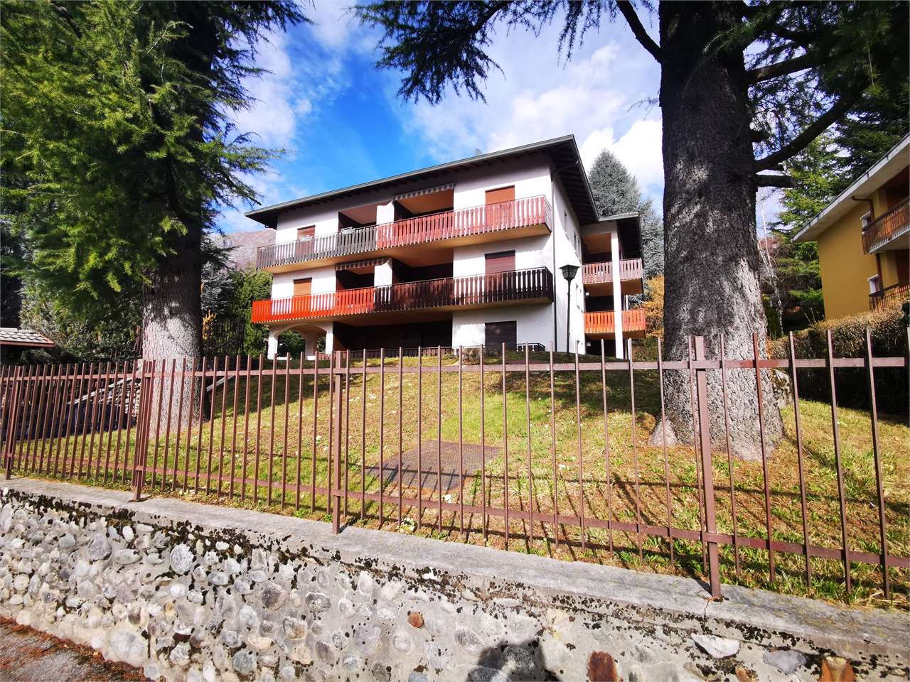 Vendita Quadrilocale Appartamento Cassina Valsassina Via giacomo matteotti  409152