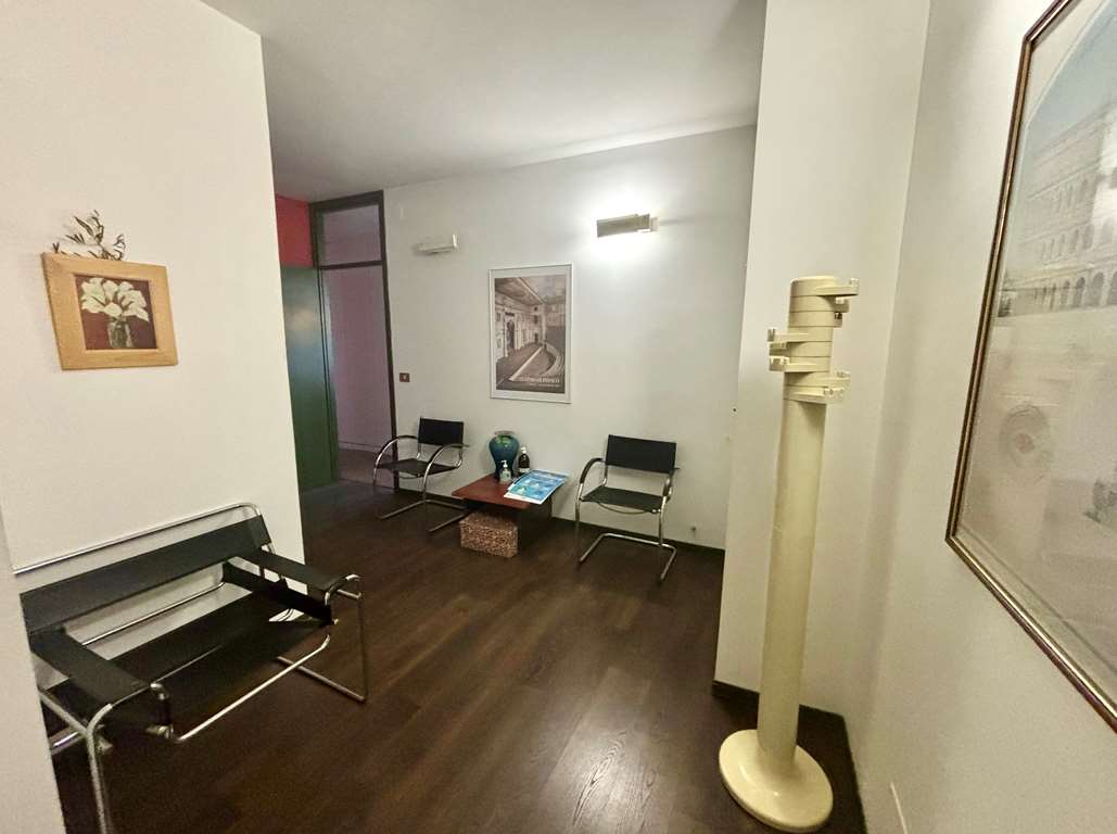 immagine annuncio 1 di 8