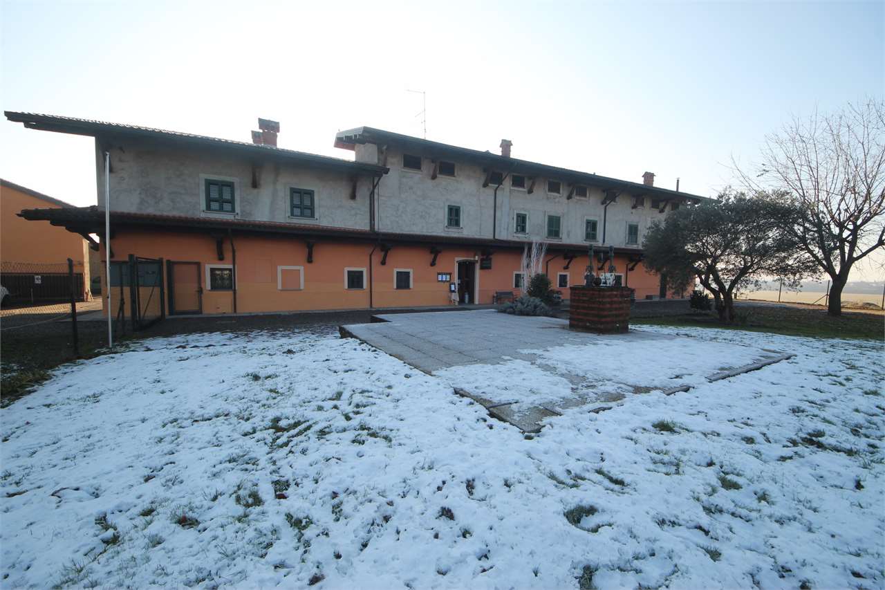 Vendita Rustico/Casale/Castello Casa/Villa Oleggio 406470