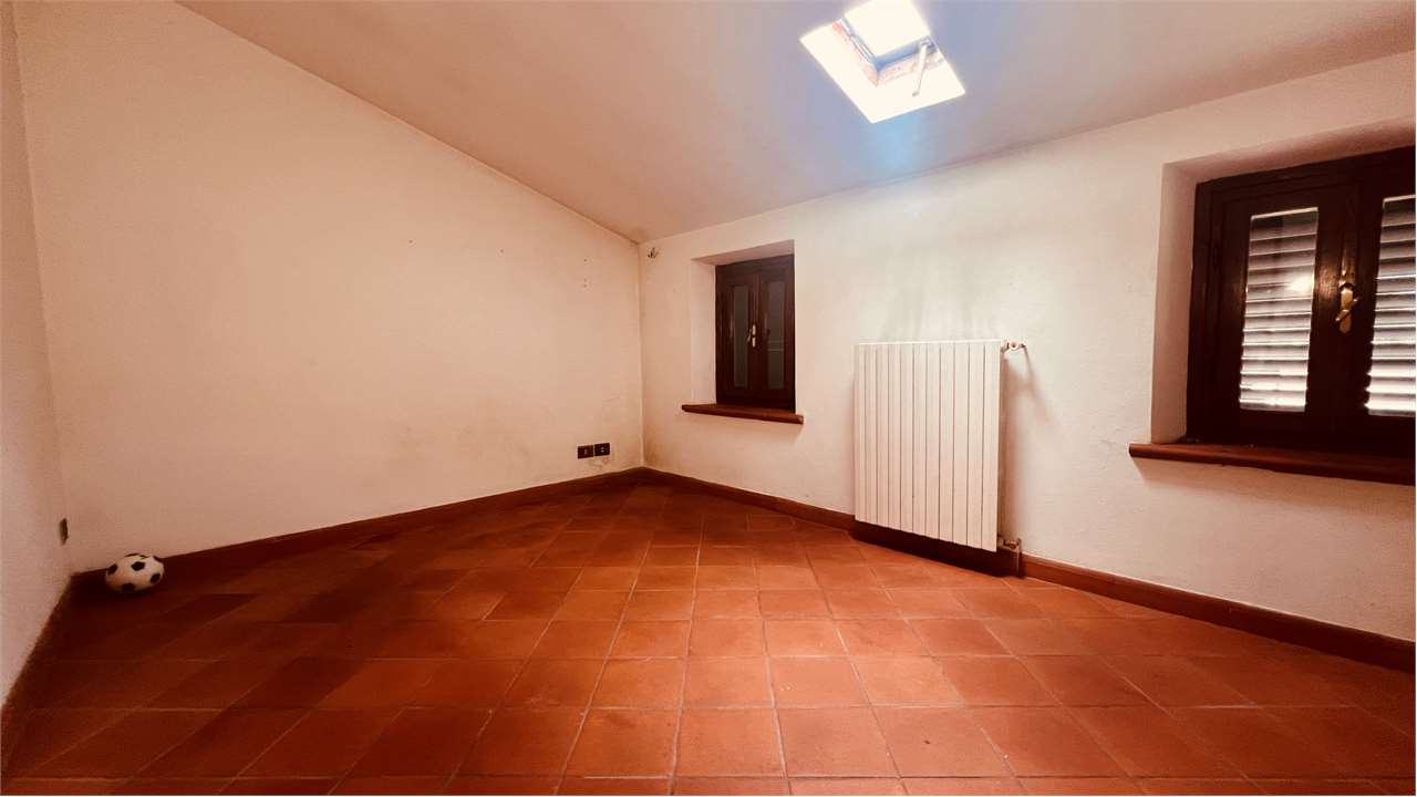 Porzione di casa in vendita a Antraccoli, Lucca (LU)