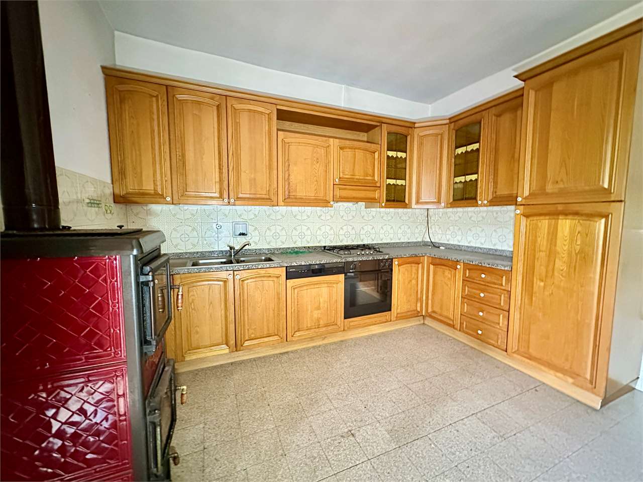 Porzione di casa in vendita a Porcari (LU)