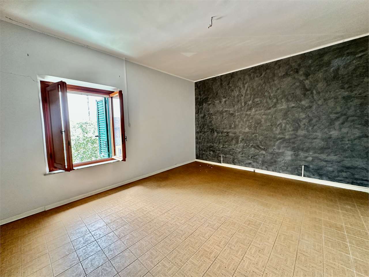 Porzione di casa in vendita a Porcari (LU)