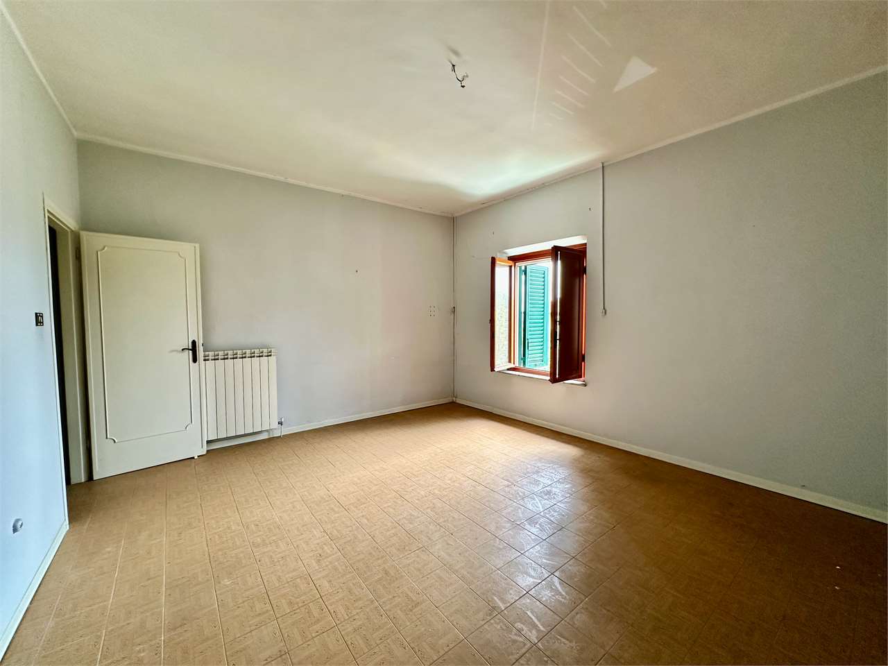 Porzione di casa in vendita a Porcari (LU)