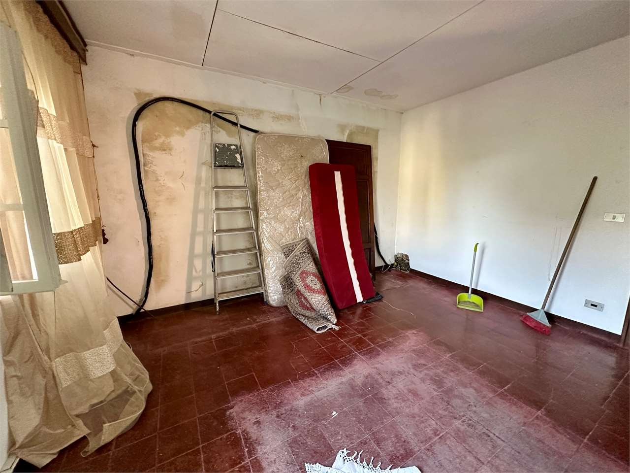 Casa indipendente in vendita a Porcari (LU)