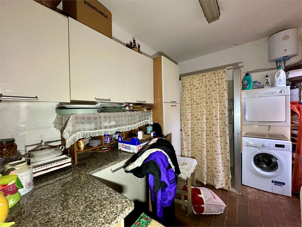 Casa indipendente in vendita a Porcari (LU)