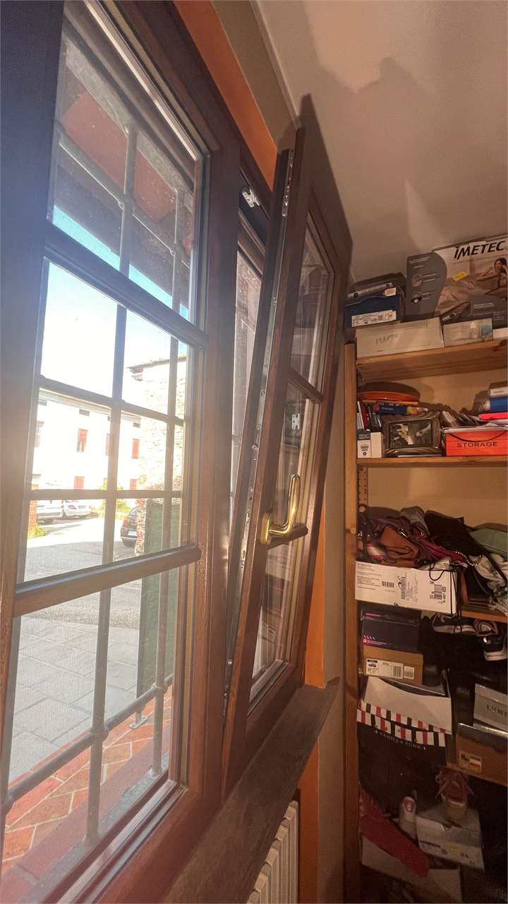 Porzione di casa in vendita a Lammari, Capannori (LU)