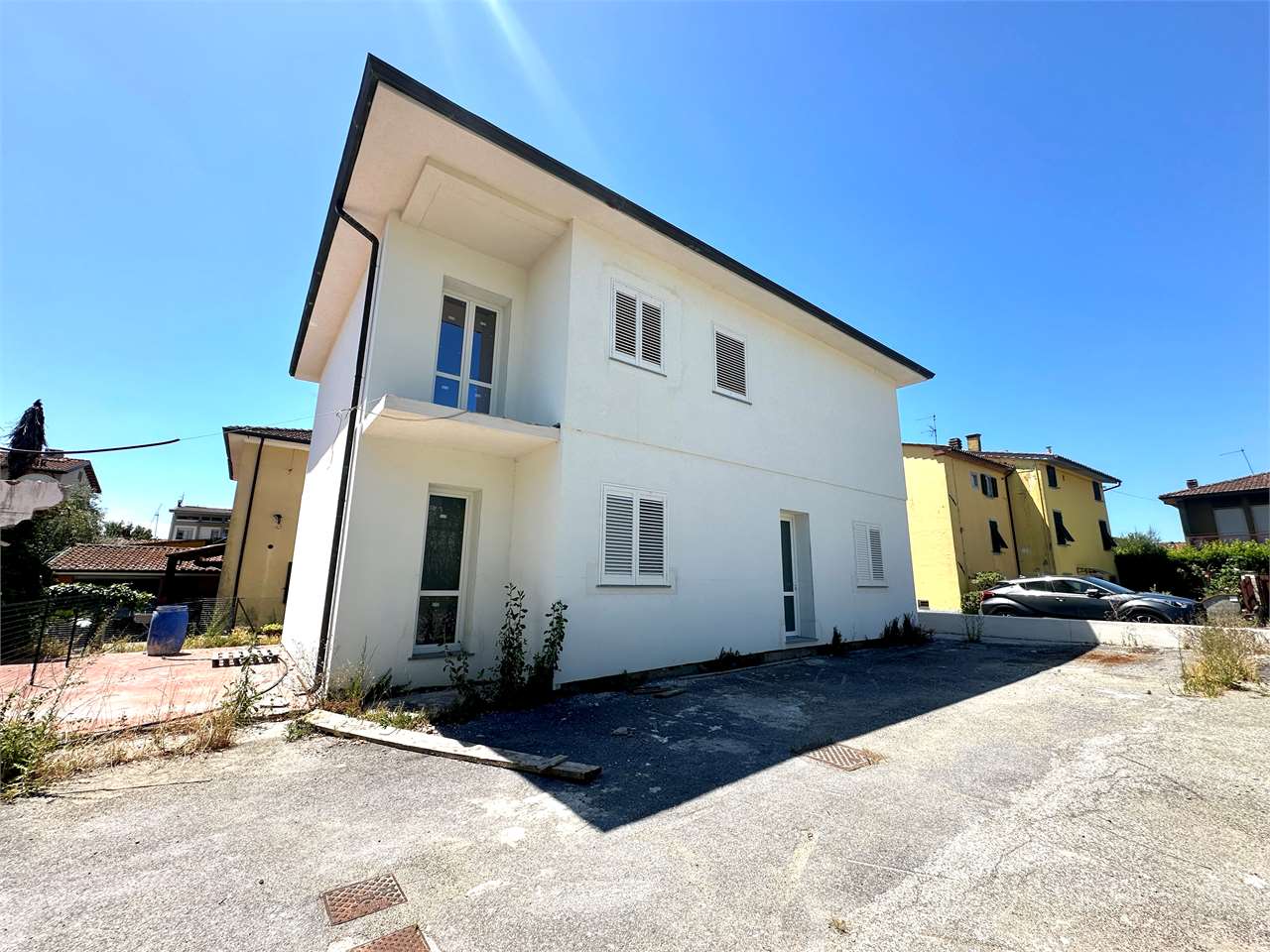 Villa in Vendita