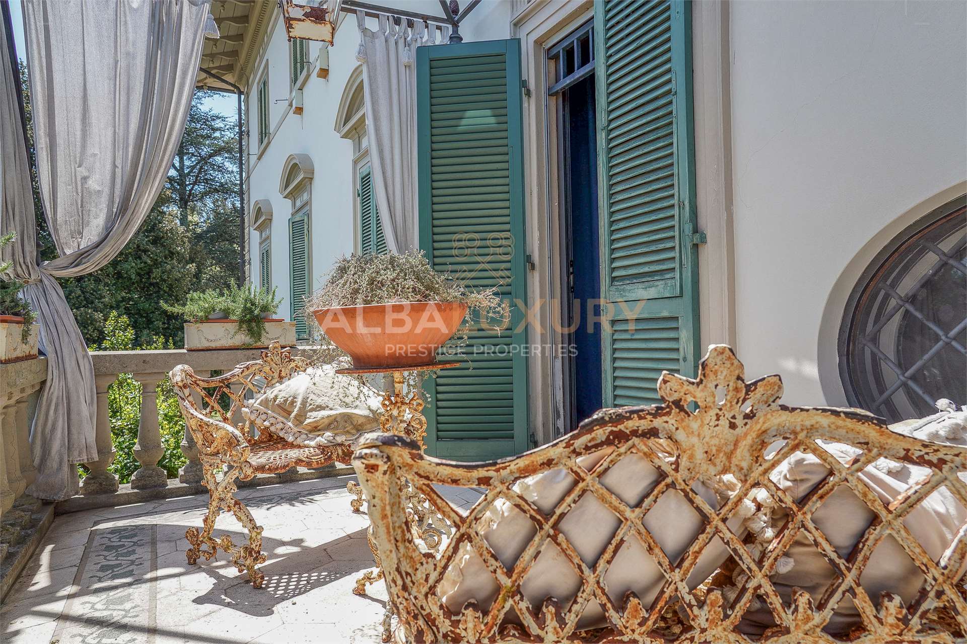 property_image