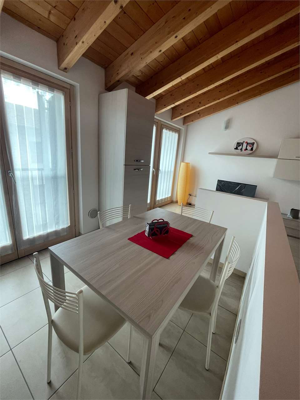 Loft/Open space in vendita a Travedona-monate (VA)