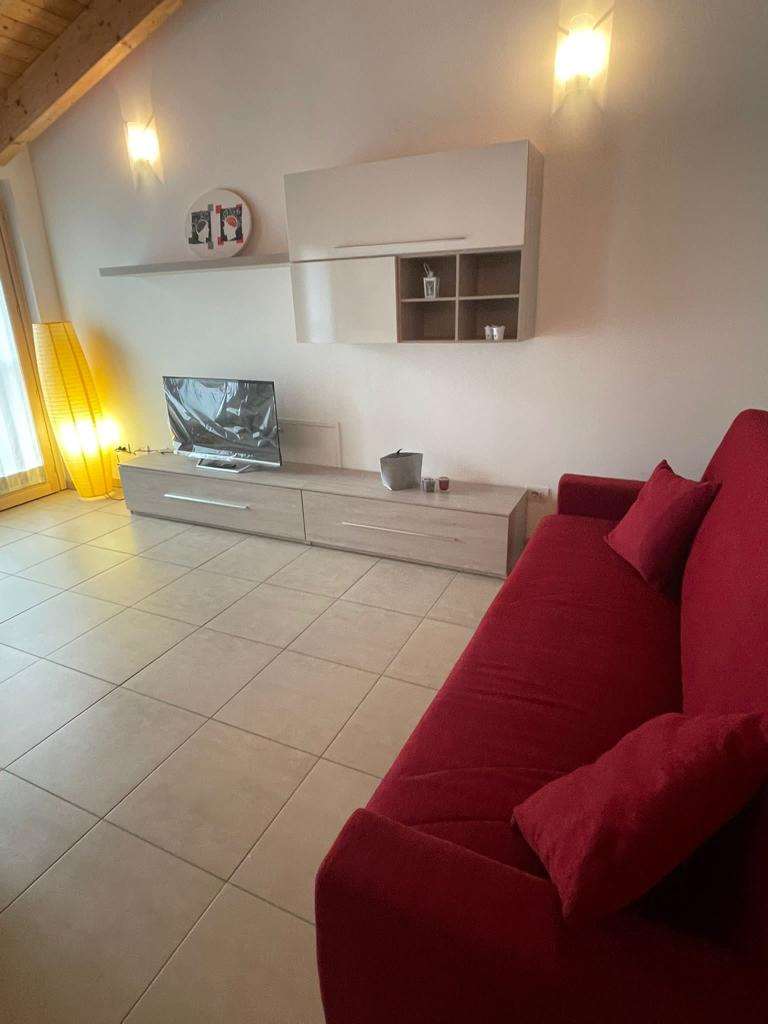 Loft/Open space in vendita a Travedona-monate (VA)