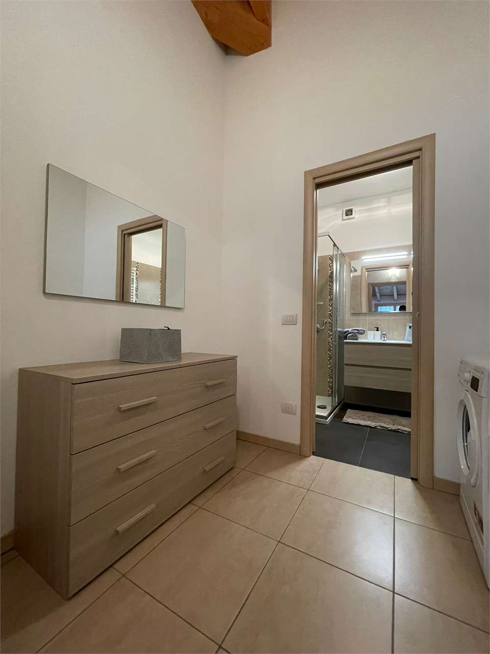 Loft/Open space in vendita a Travedona-monate (VA)