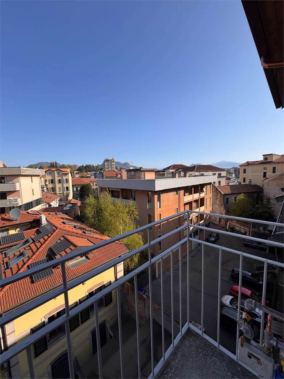 Appartamento in affitto a Varese (VA)