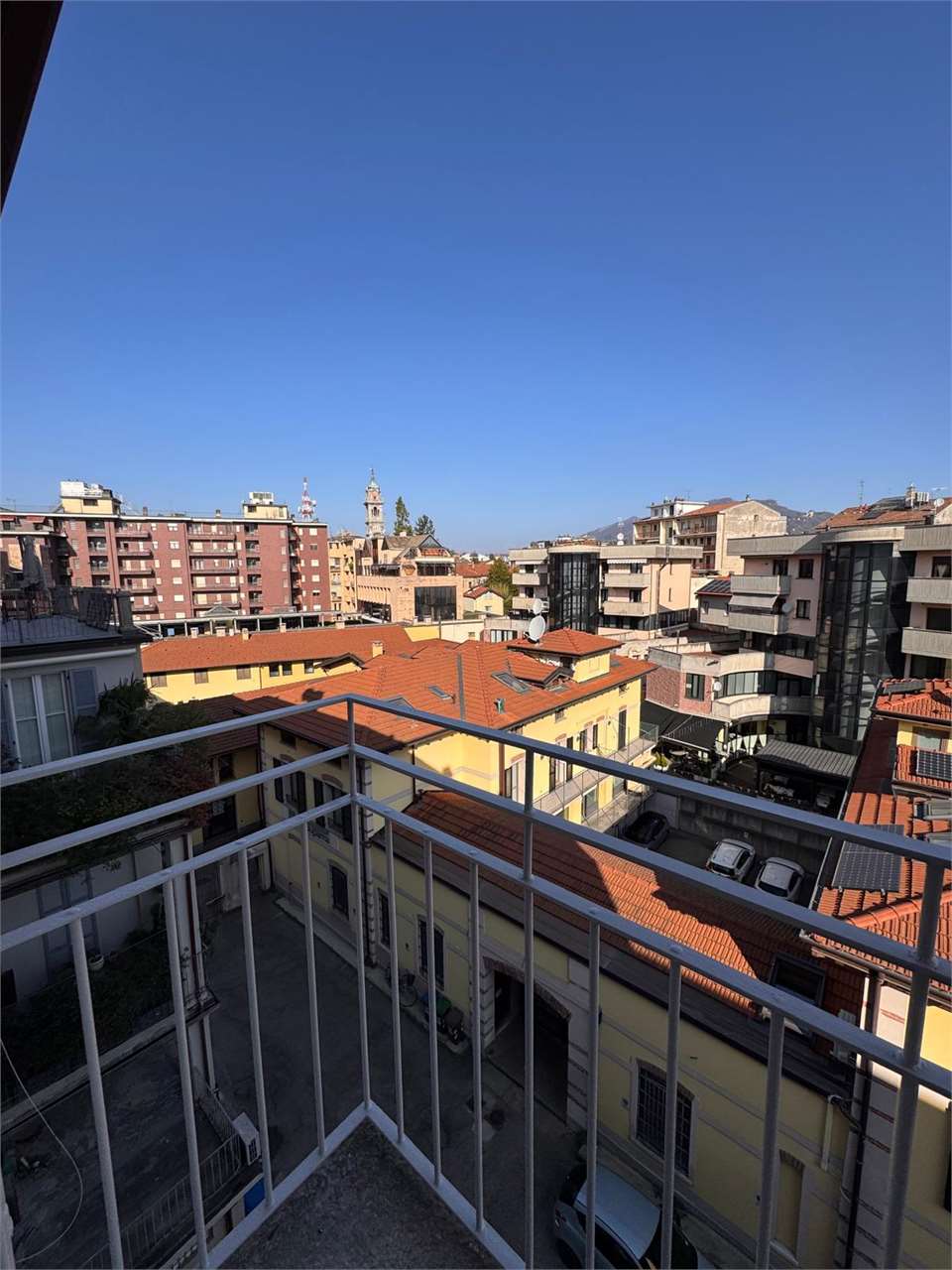 Appartamento in affitto a Varese (VA)