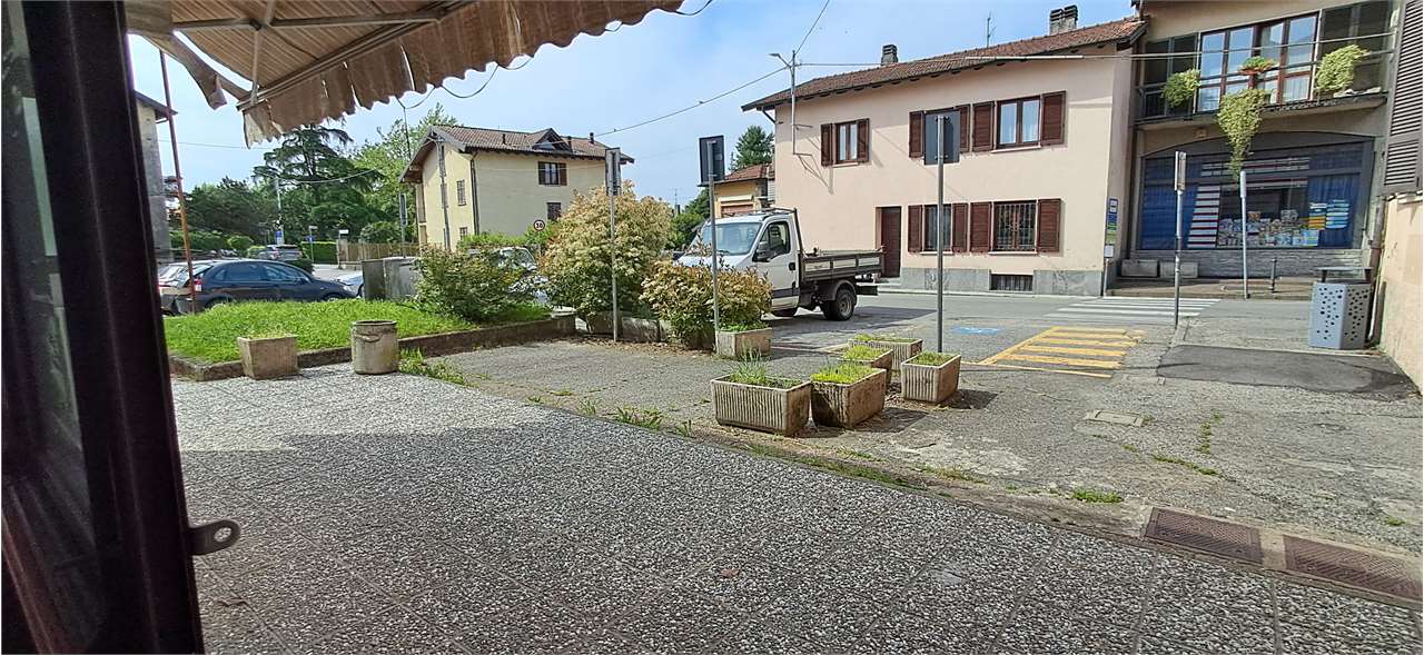 Negozio in vendita a Gavirate (VA)