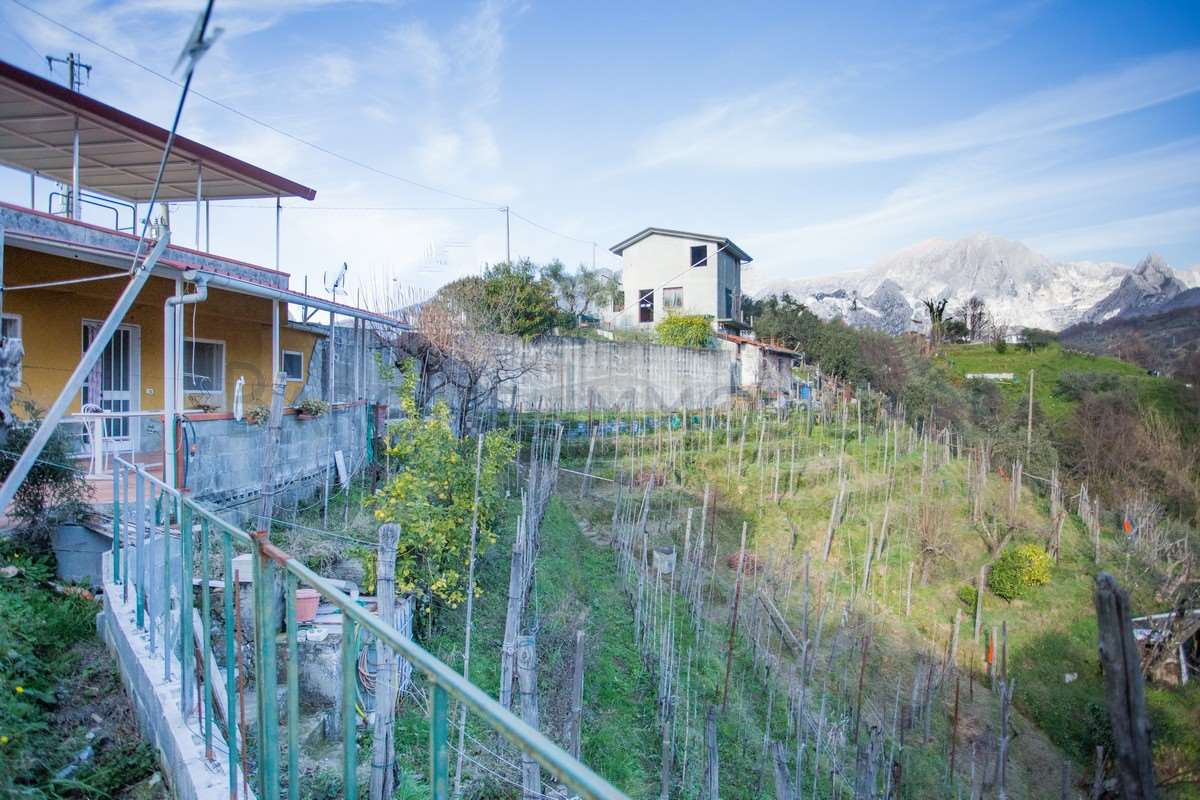 Casa singola in vendita a Carrara