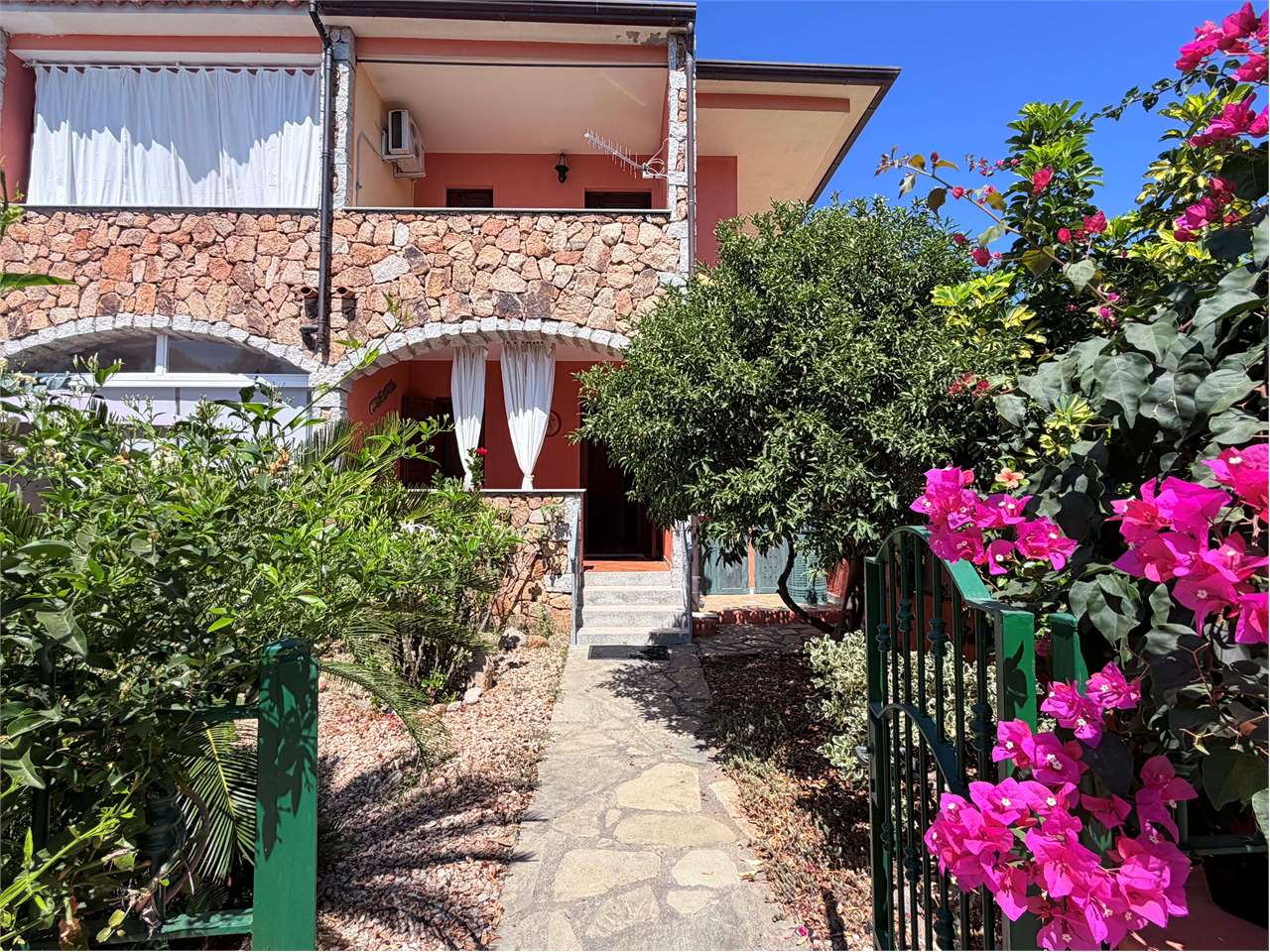 VENDITE Appartamento a Posada – foto 1