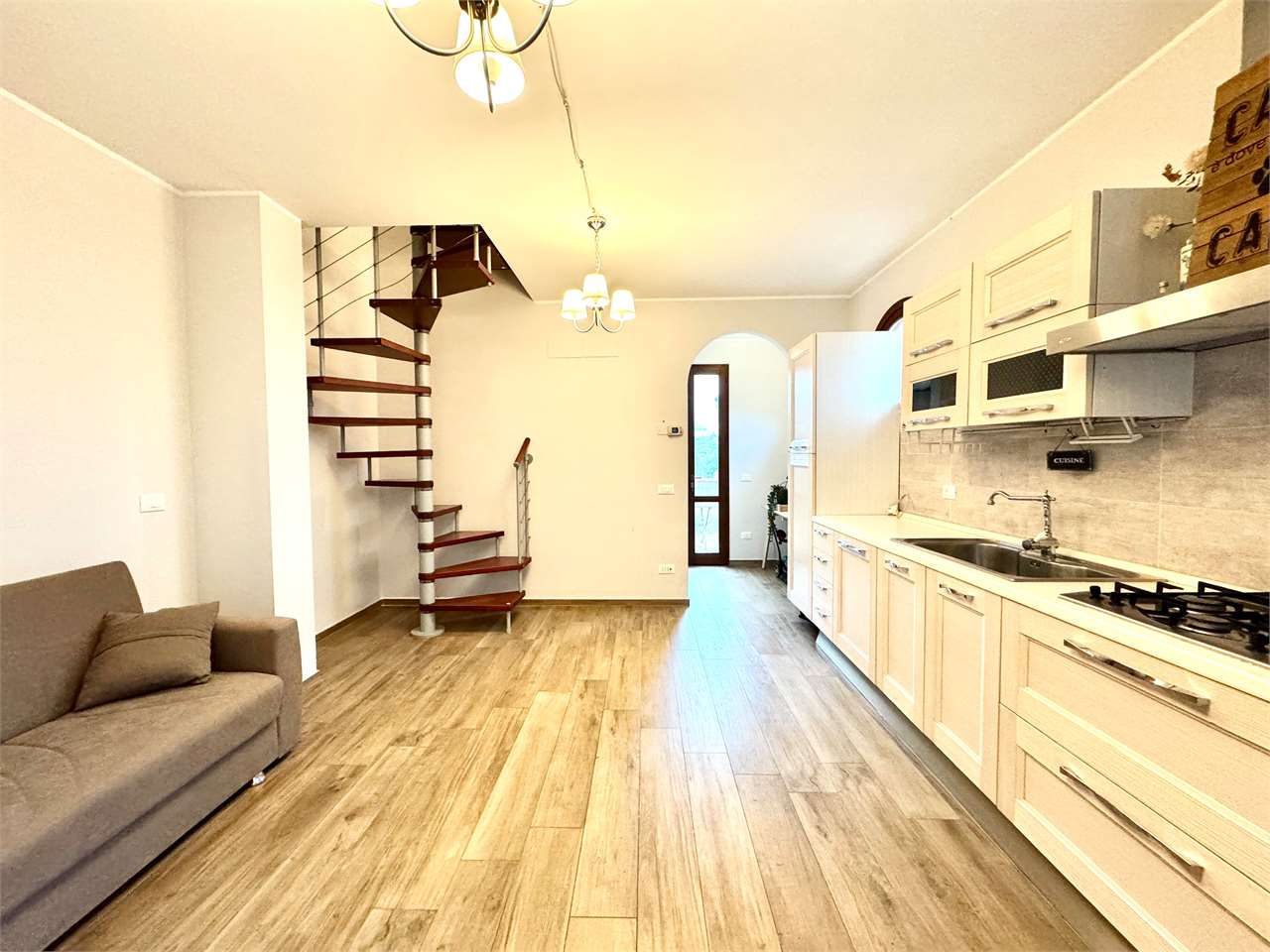 PESCIA - ZONA CASTELLARE