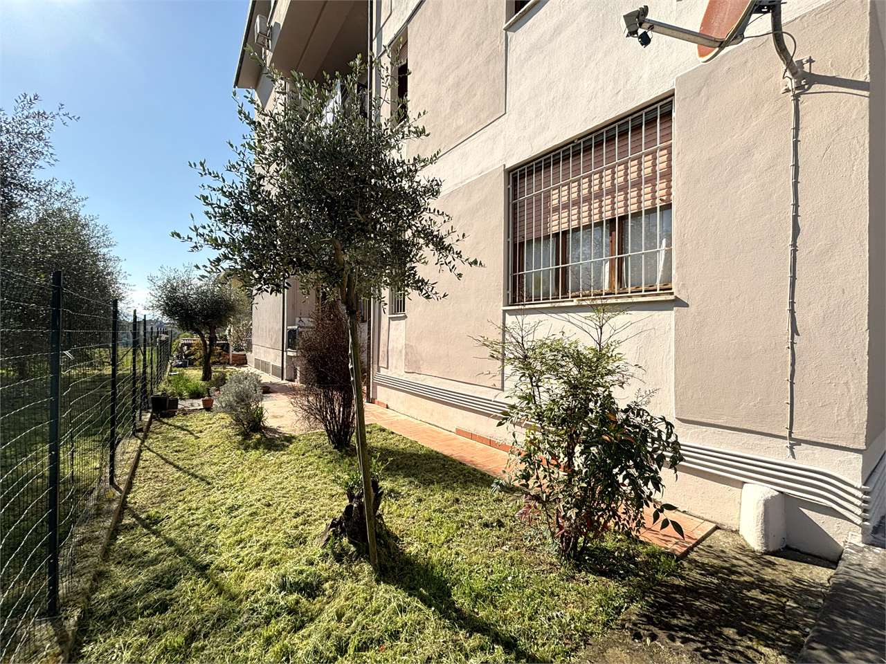 Appartamento con giardino esclusivo