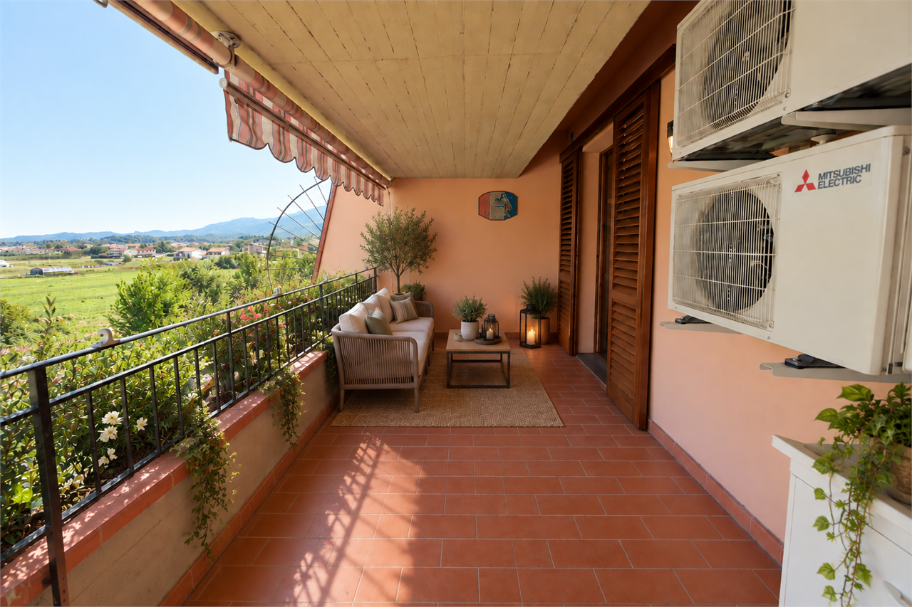 Casalguidi -Cantagrillo Trilocale Ultimo Piano con Ampia Terrazza Coperta e Garage  – Libero Subito!