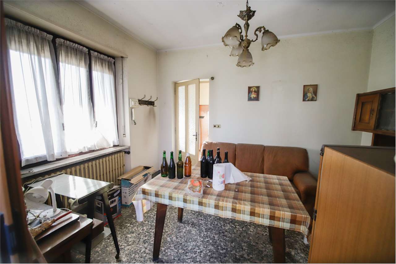 Rustico in vendita a Volpiano (TO)