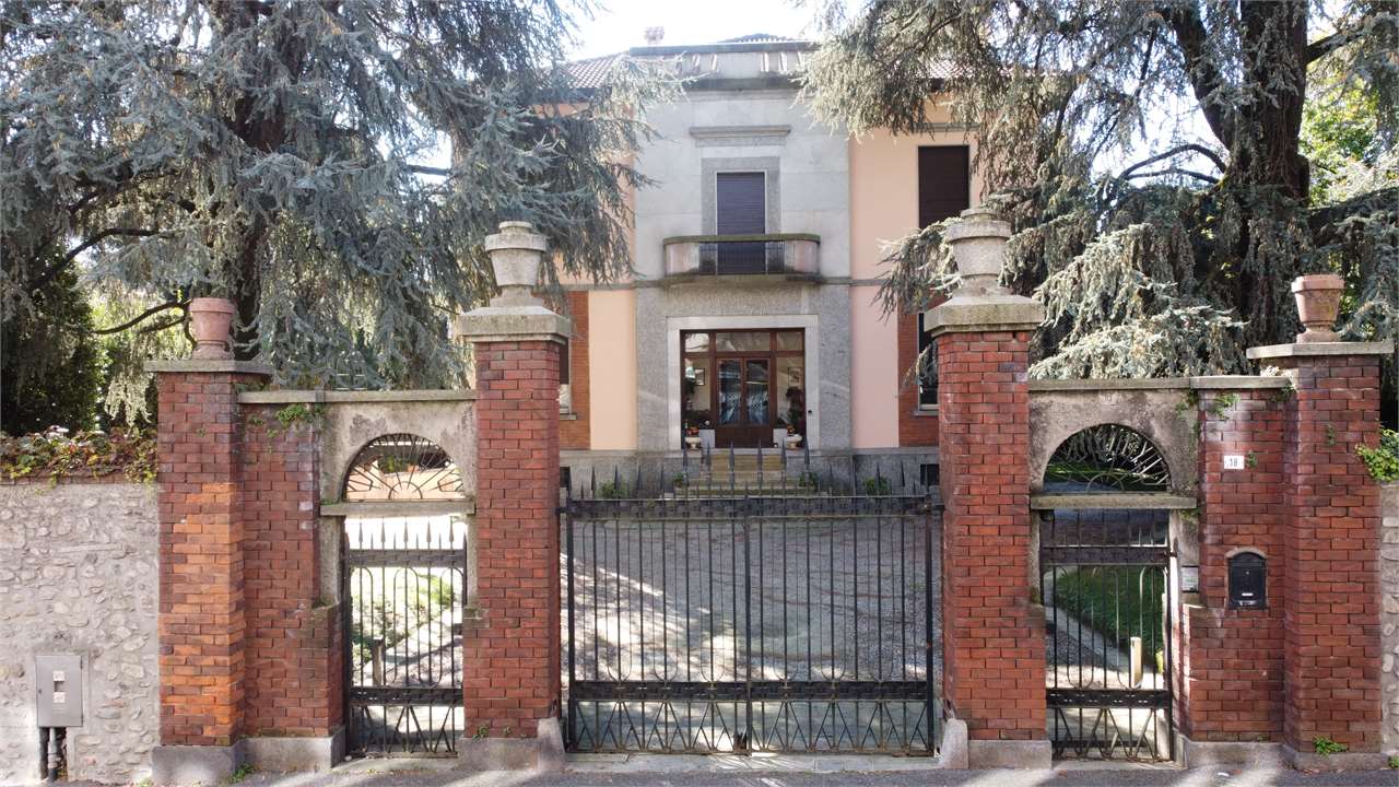 Villa unifamiliare in vendita in Via Ariberto da Intimiano , Cantù