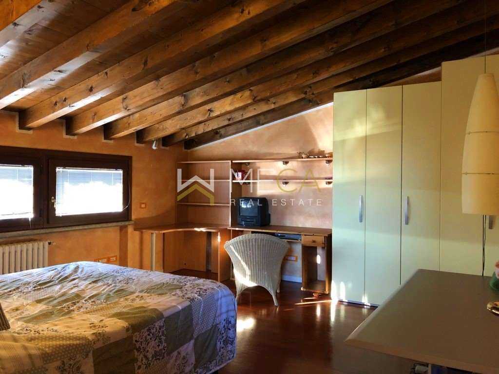 Villa in vendita a Salò (BS)