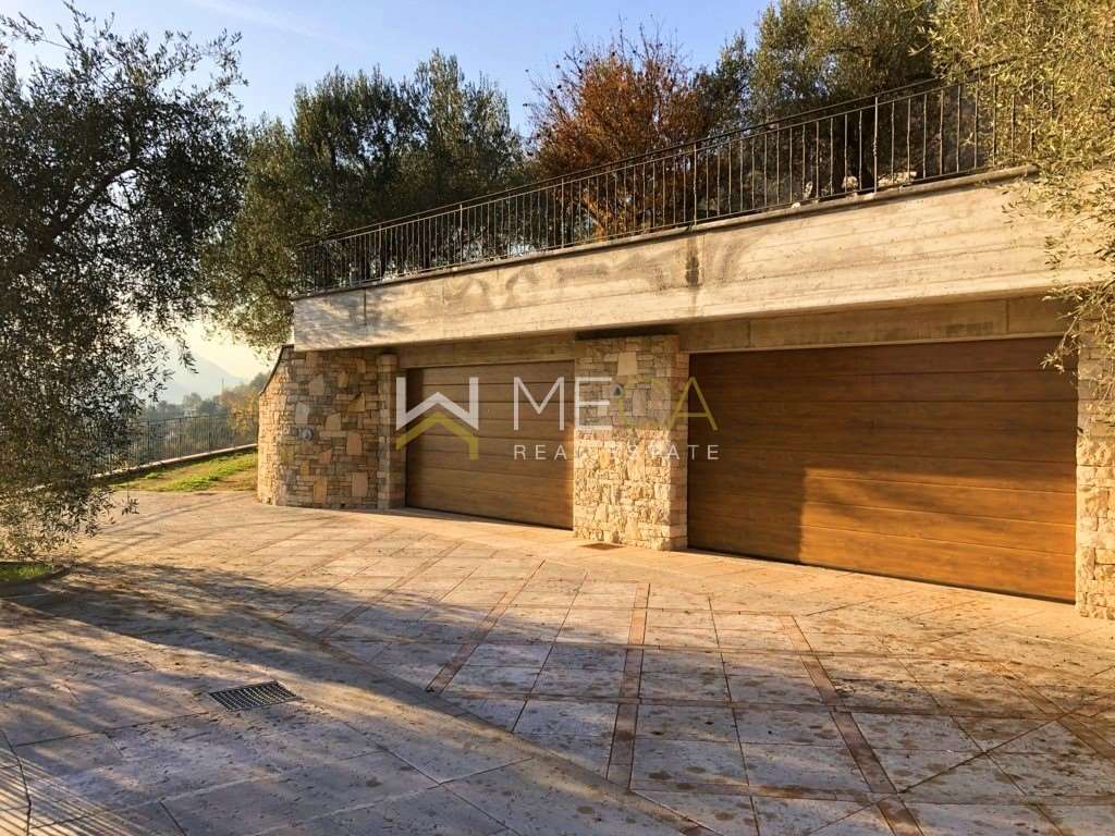 Villa in vendita a Salò (BS)