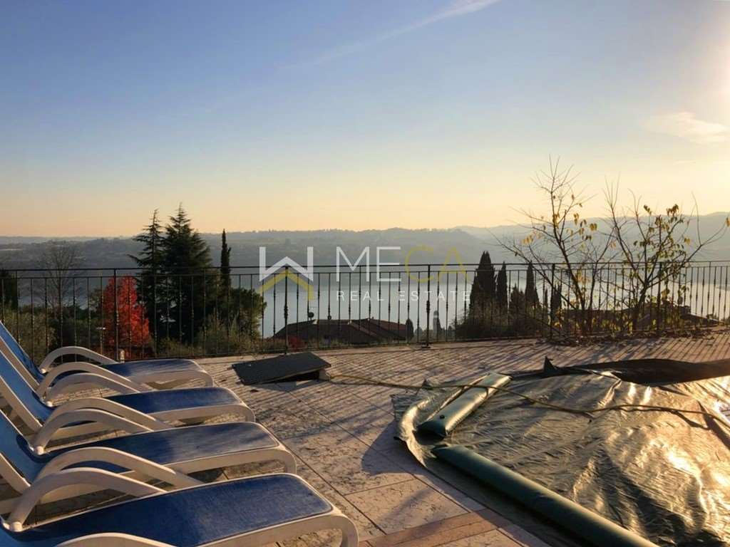 Villa in vendita a Salò (BS)
