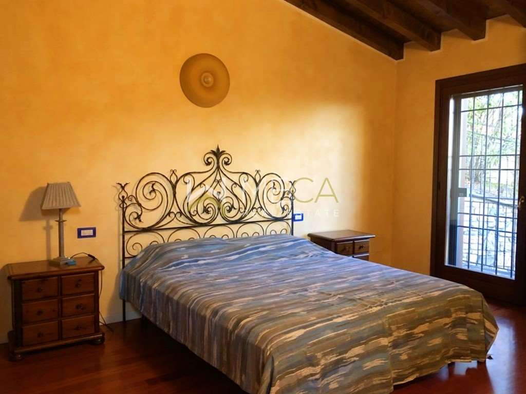 Villa in vendita a Salò (BS)