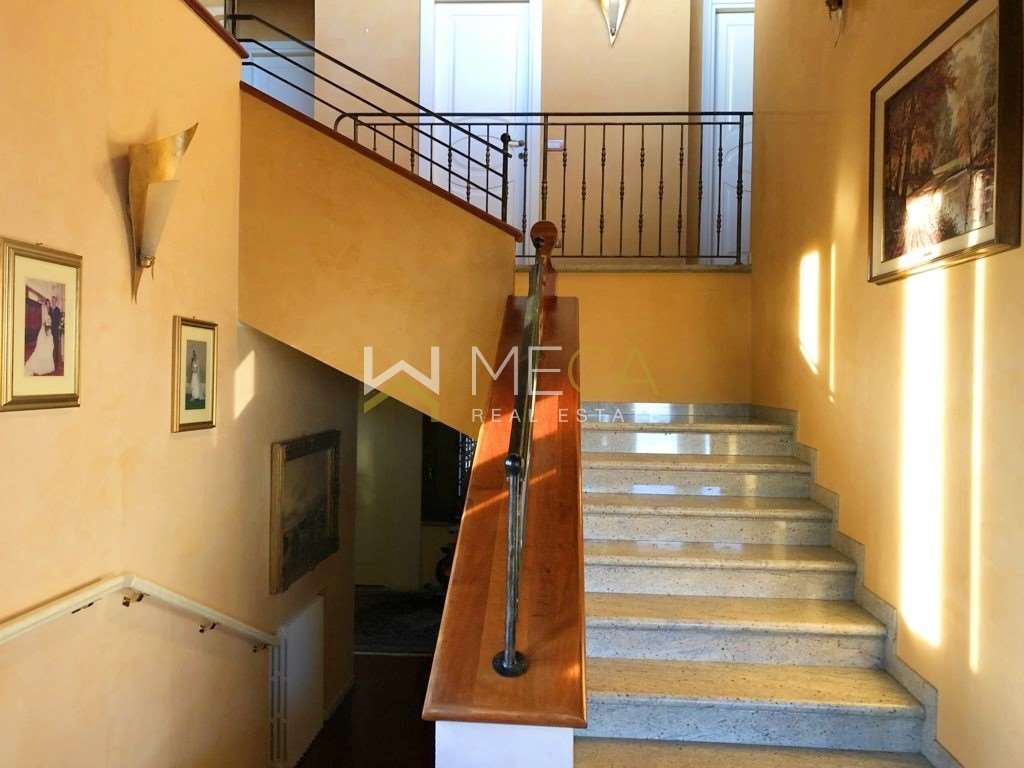 Villa in vendita a Salò (BS)