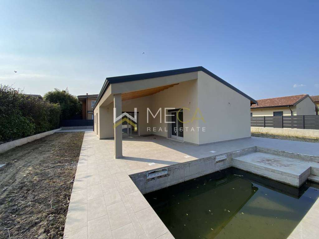 Villa in vendita a Manerba Del Garda (BS)