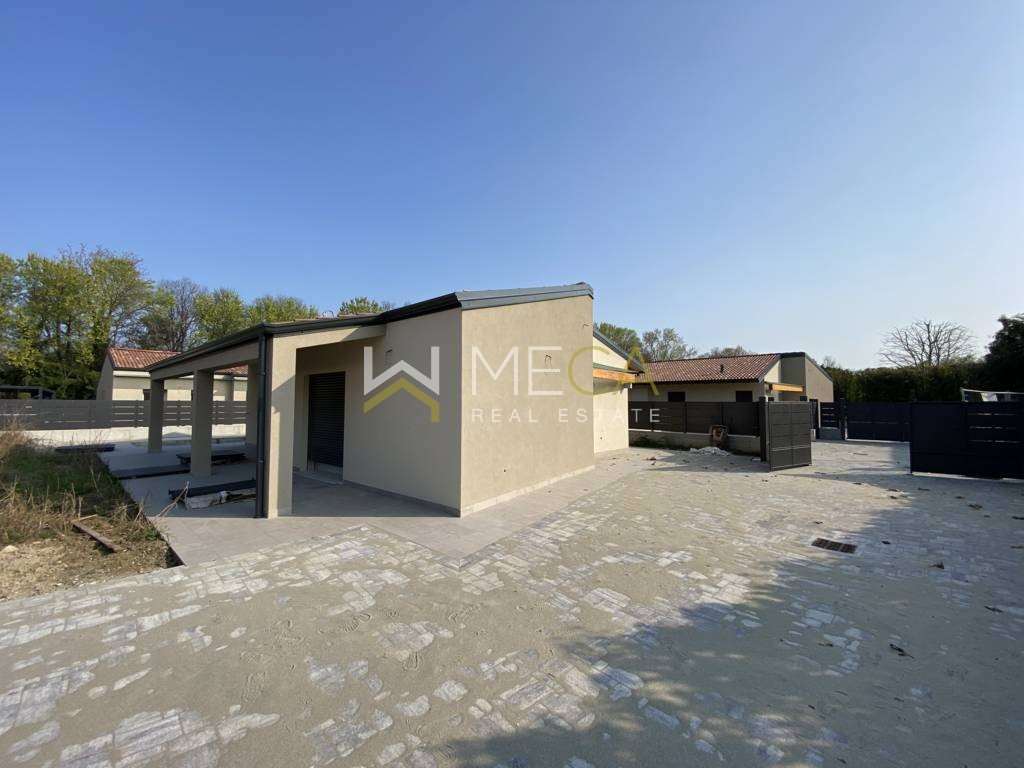 Villa in vendita a Manerba Del Garda (BS)