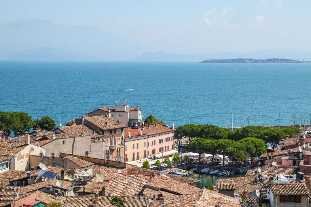 Villa in vendita a Manerba Del Garda (BS)