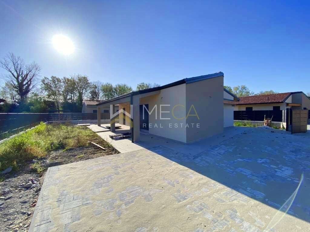 Villa in vendita a Manerba Del Garda (BS)