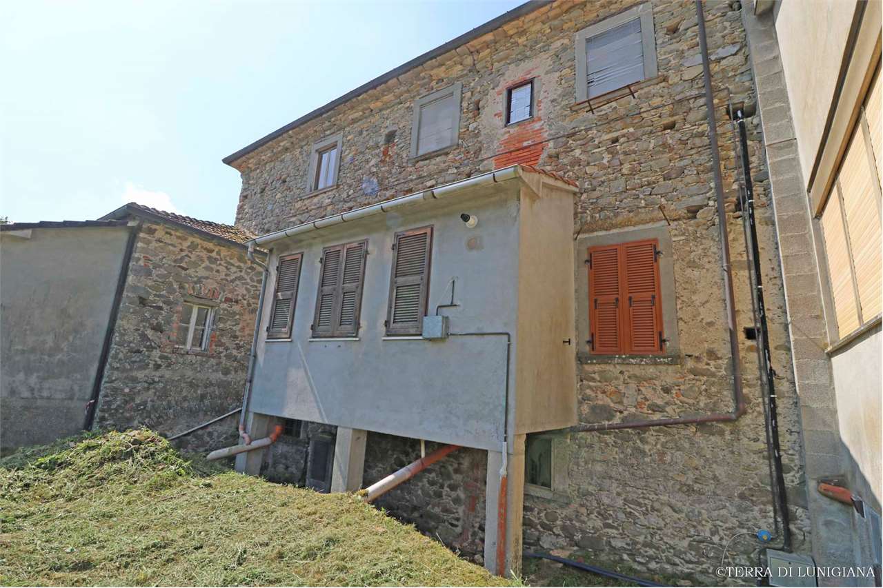 Villa in vendita a Filattiera (MS)