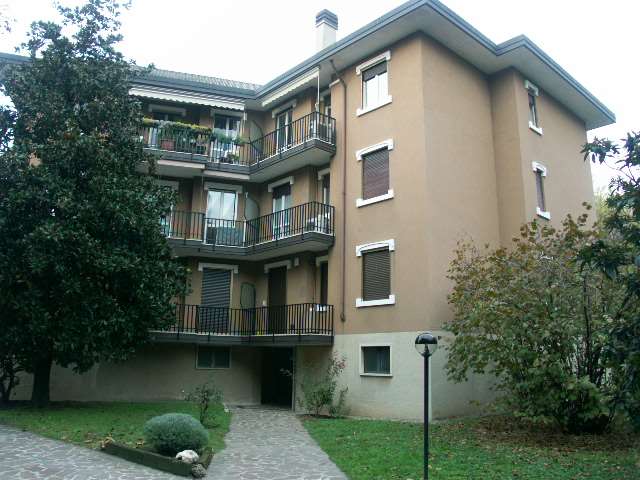 Vendita Quadrilocale Appartamento Melegnano Via Vincenzo Benini 1 445815