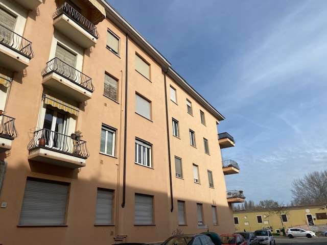 Vendita Quadrilocale Appartamento Pavia 478312
