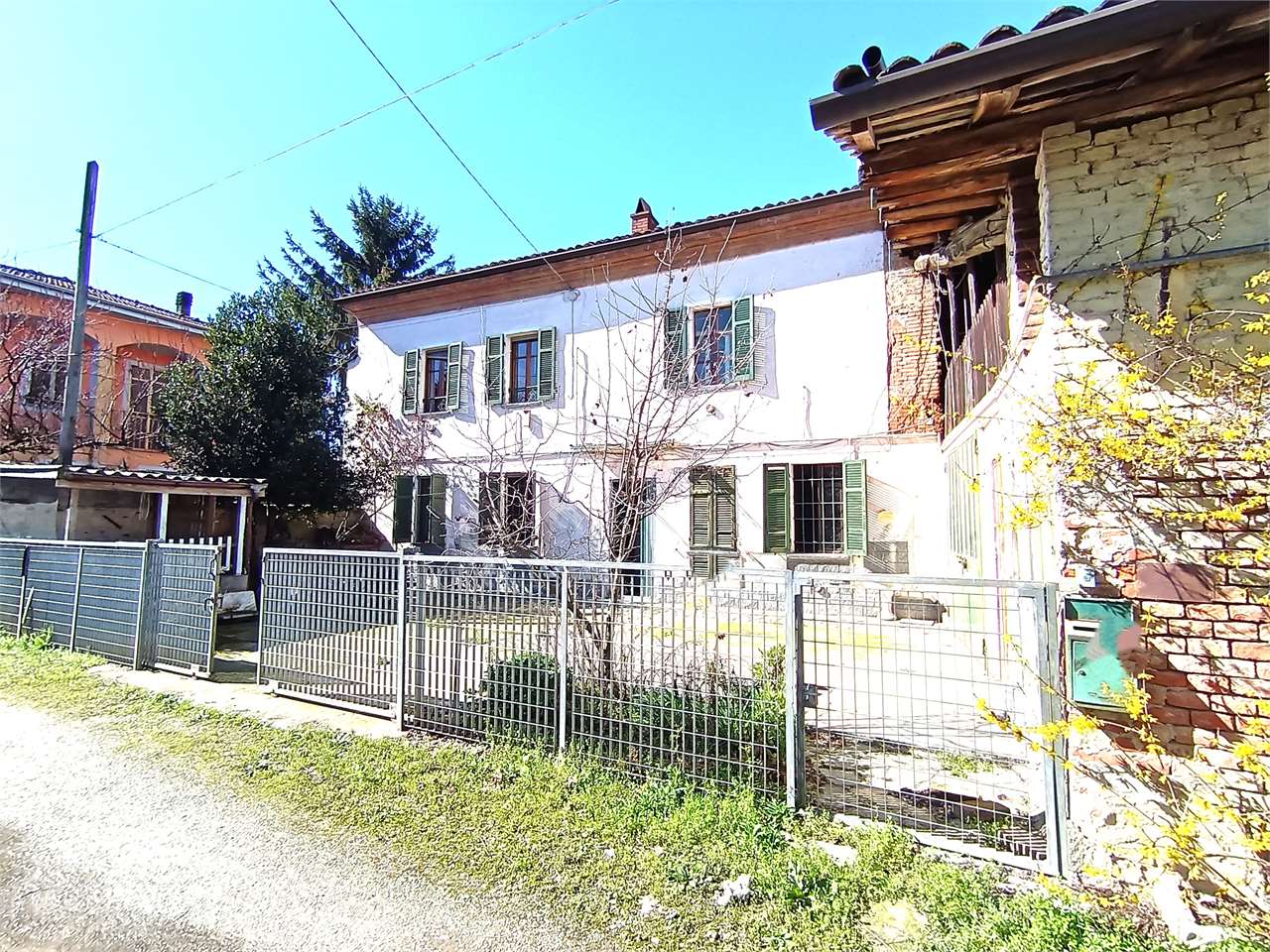 Casa indipendente in vendita a Lobbi, Alessandria (AL)