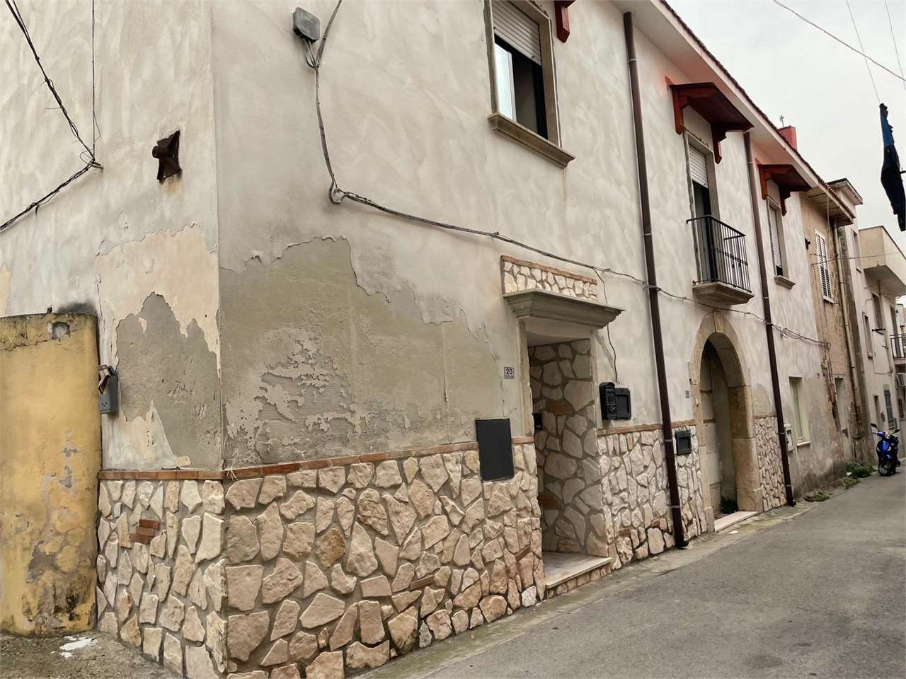 Casa indipendente in vendita a Mondragone (CE)