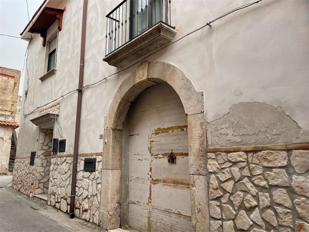 Casa indipendente in vendita a Mondragone (CE)