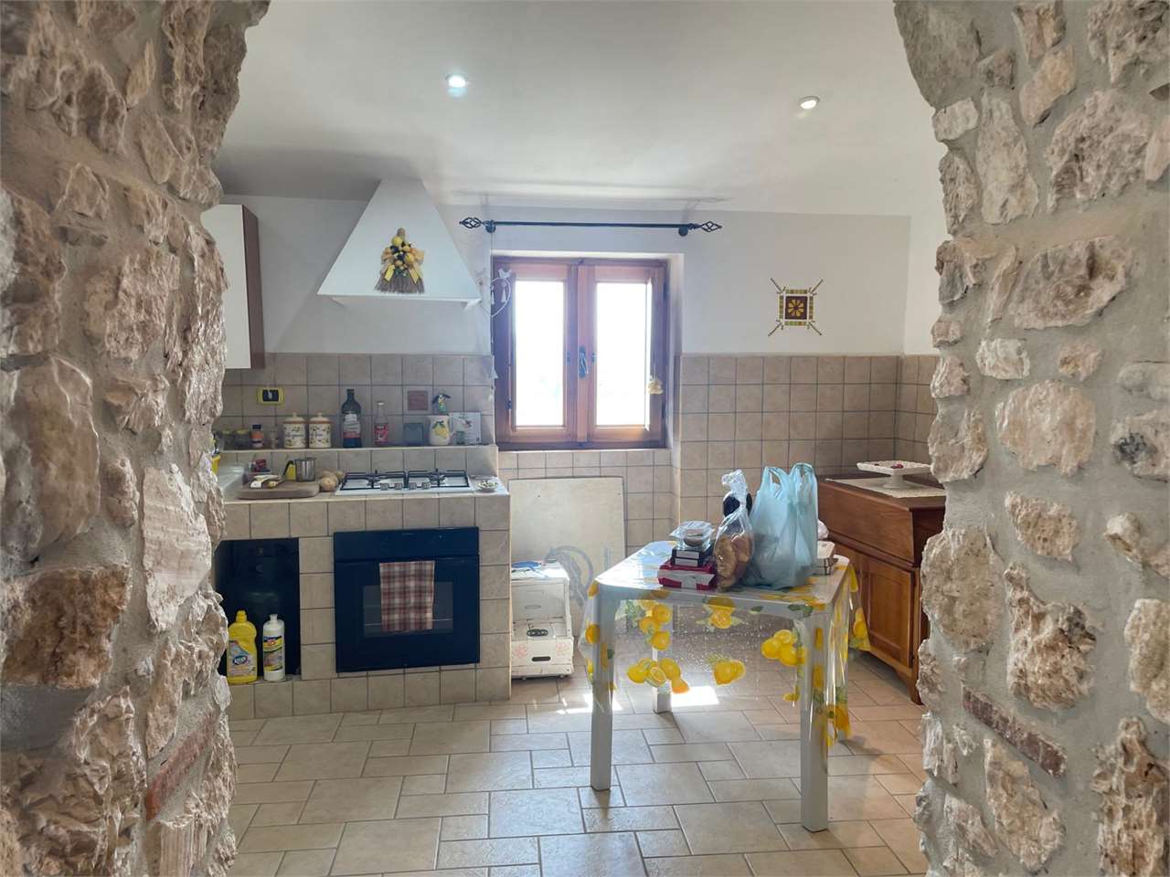 Casa indipendente in vendita a Marzanello, Vairano Patenora (CE)