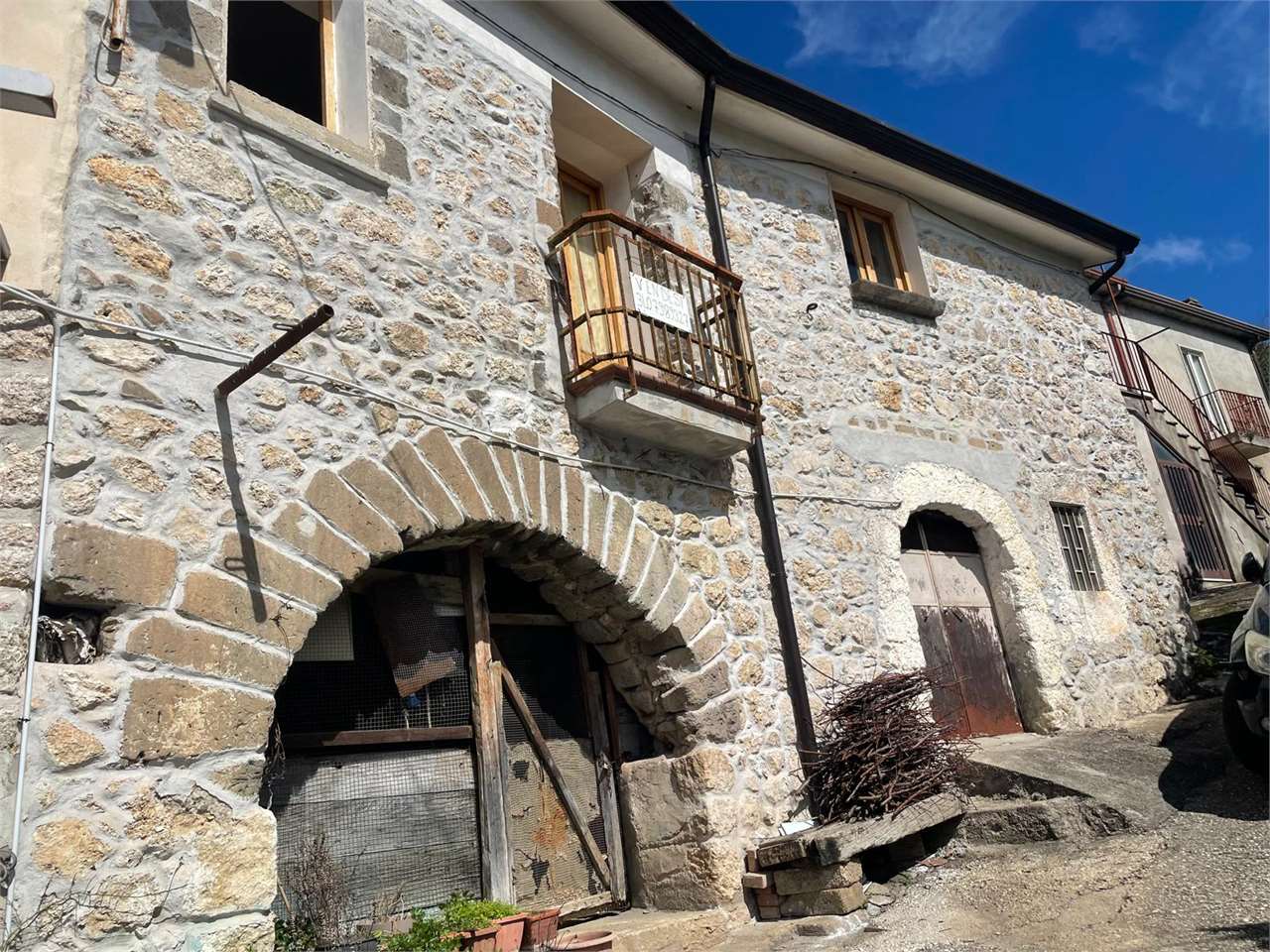 Casa indipendente in vendita a Marzanello, Vairano Patenora (CE)