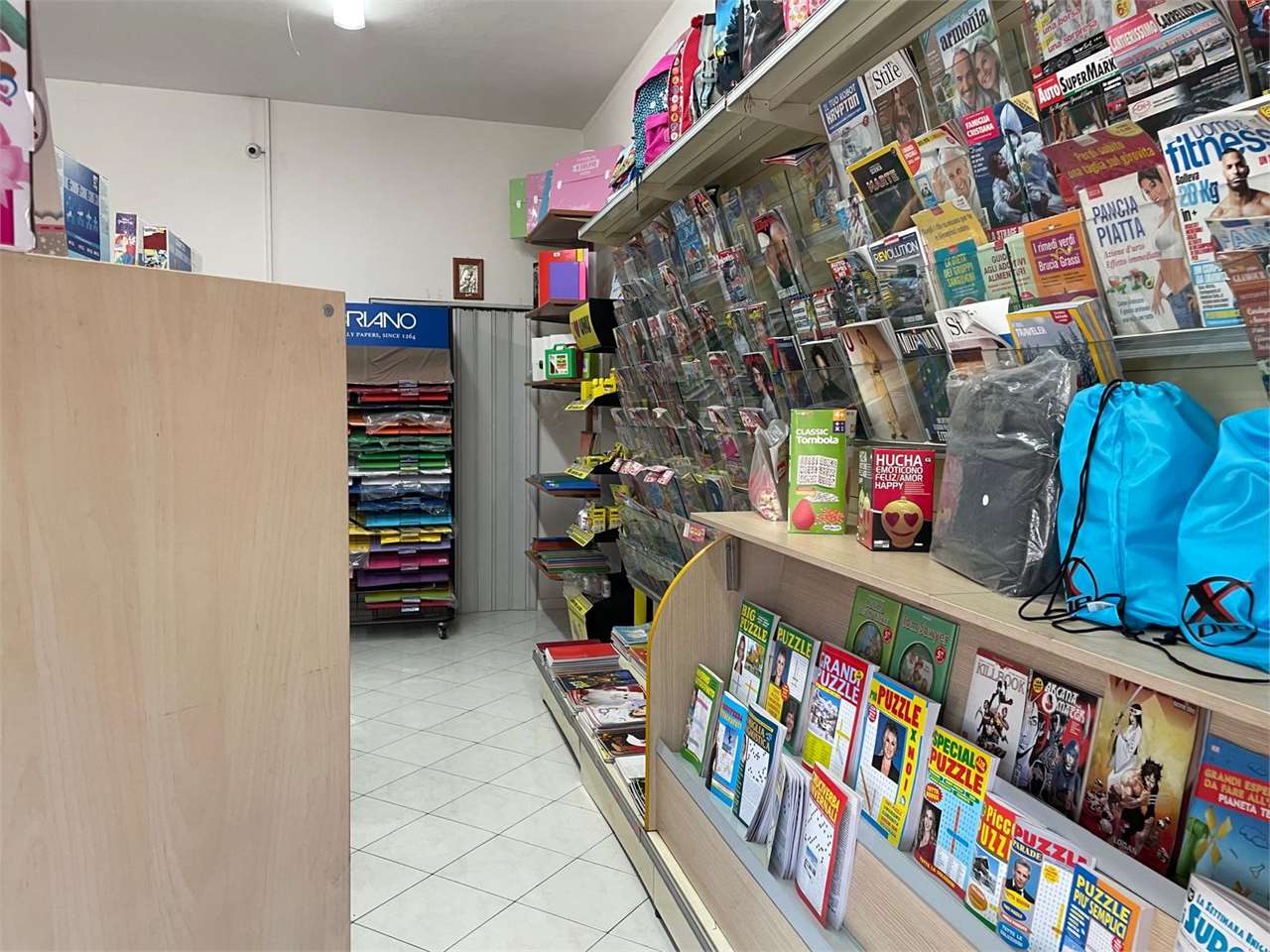 Negozio in vendita a Mondragone (CE)