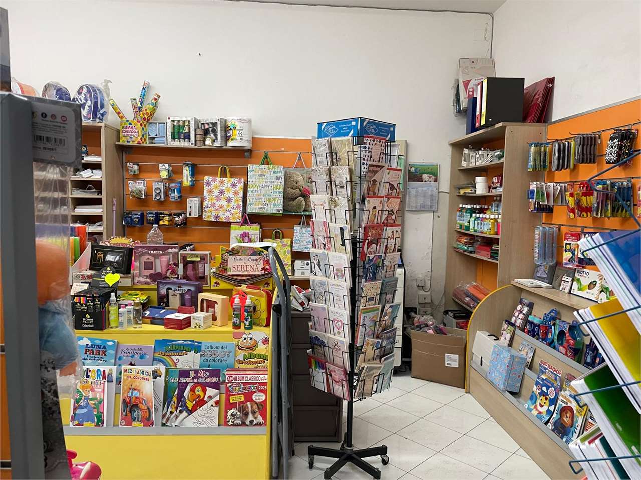 Negozio in vendita a Mondragone (CE)