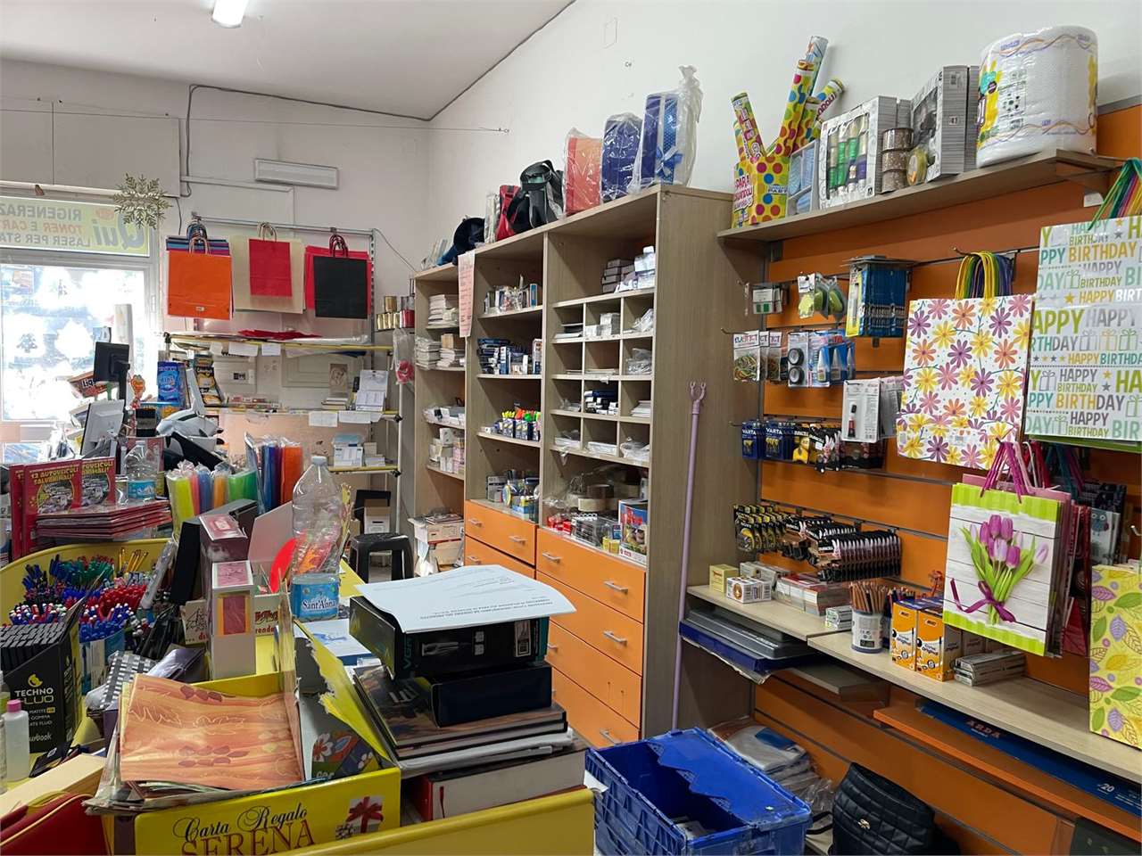 Negozio in vendita a Mondragone (CE)