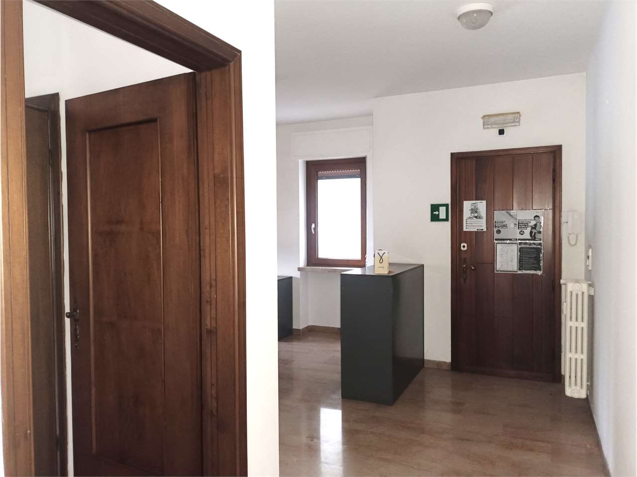 Affitto Ufficio diviso in ambienti/locali Ufficio Erba 541705