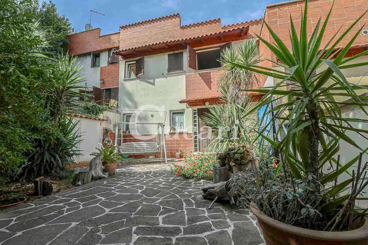 Villa in vendita a Monte Porzio Catone (RM)