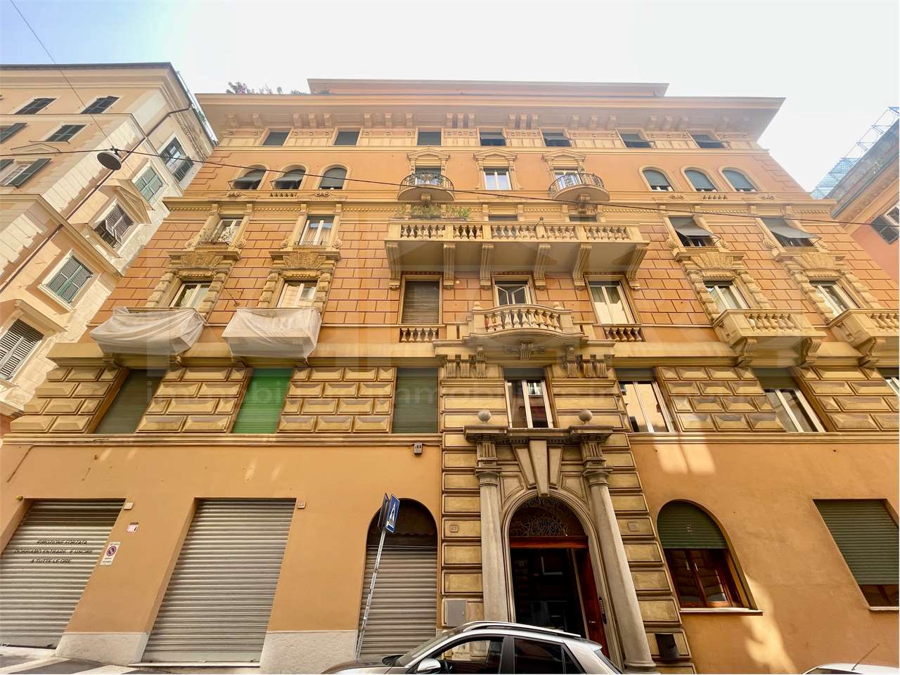 Genova Vendita Garage