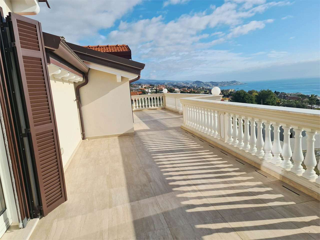 Villa in vendita a Sanremo (IM)