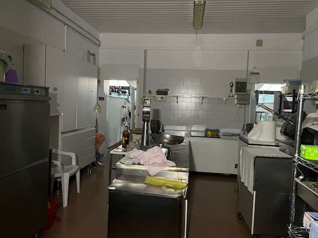 Negozio in vendita a Parma (PR)